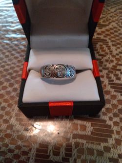 10kt White Gold Cross Ring 