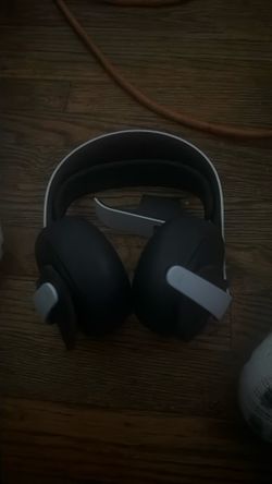 PlayStation 5￼ headphones