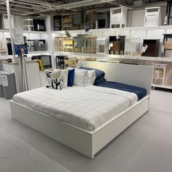 IKEA MALM Queen Bed Frame – White (Like New)