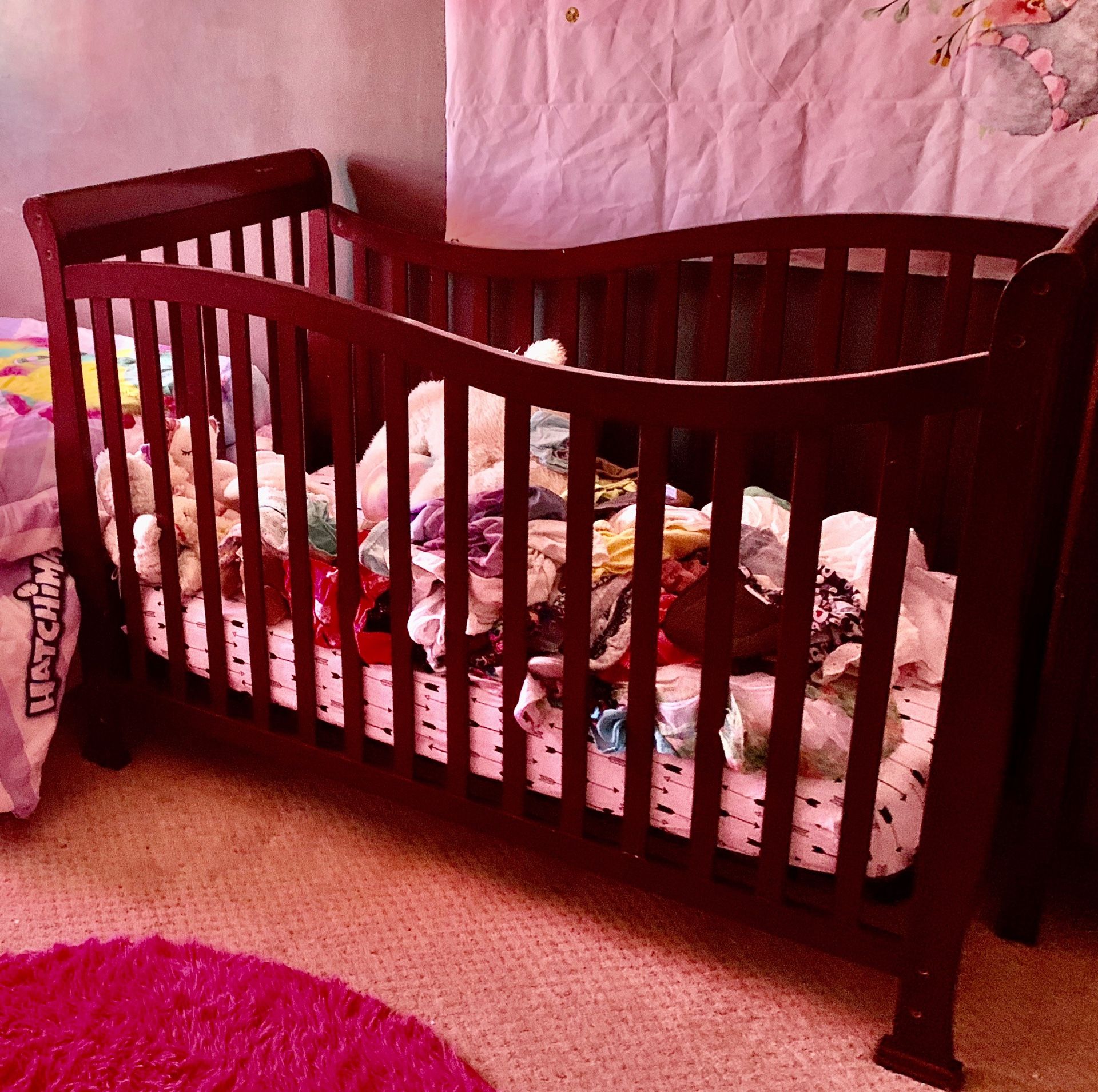 New baby crib used twice