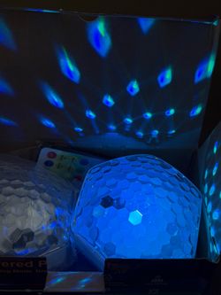 Solar pool lights