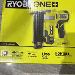 Ryobi 18 V Brad Nailer
