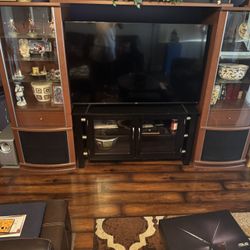 Bush Wall Unit in excellent condition