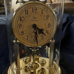 Vintage Elgin American Quartz Anniversary Globe Clock