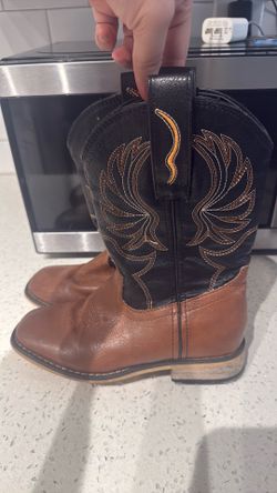 Boys cowboy boots