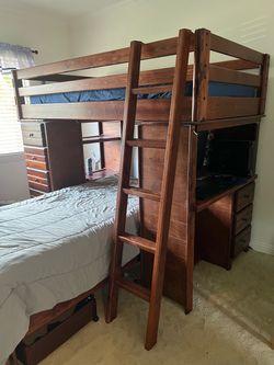 Bunk bed twin over twin