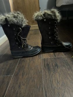 Women’s Size 9 Sorel Joan Of Arctic Boots