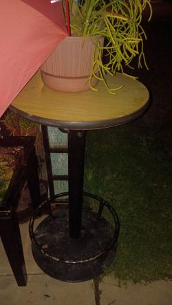 Bar table