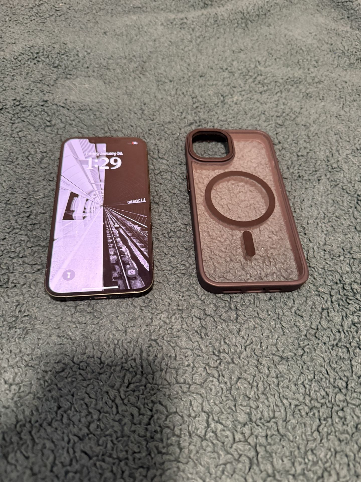 iPhone 13 (T-mobile)