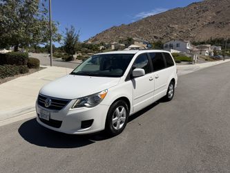 2011 Volkswagen Routan
