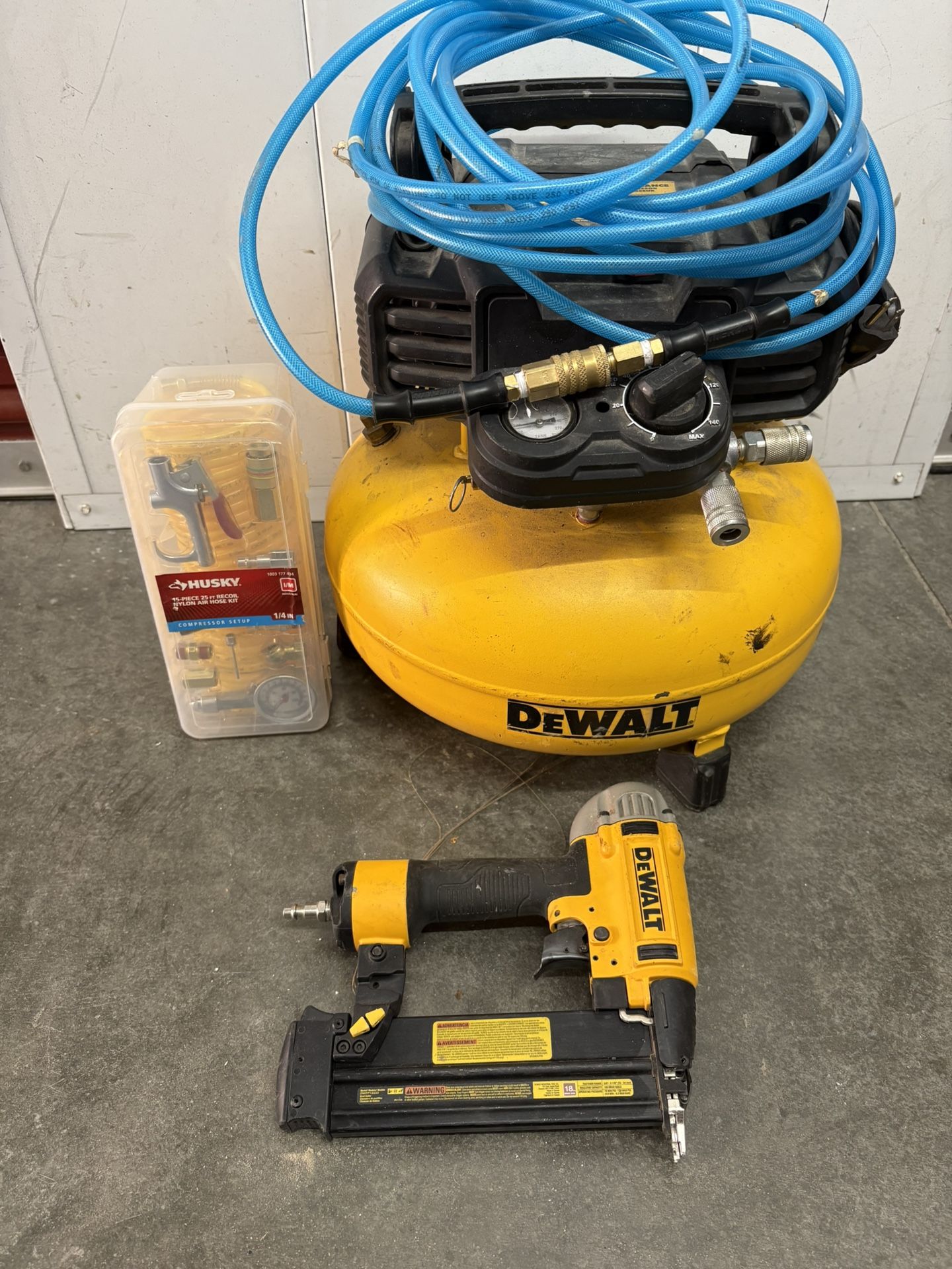 6 Gal.165 PSI Heavy-Duty Electric Pancake Air Compressor.18-Gauge Brad Nailer