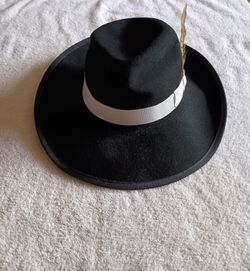 Vintage HXC 100% Wool Fedora Hat