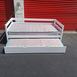 Day Bed With Pull Out