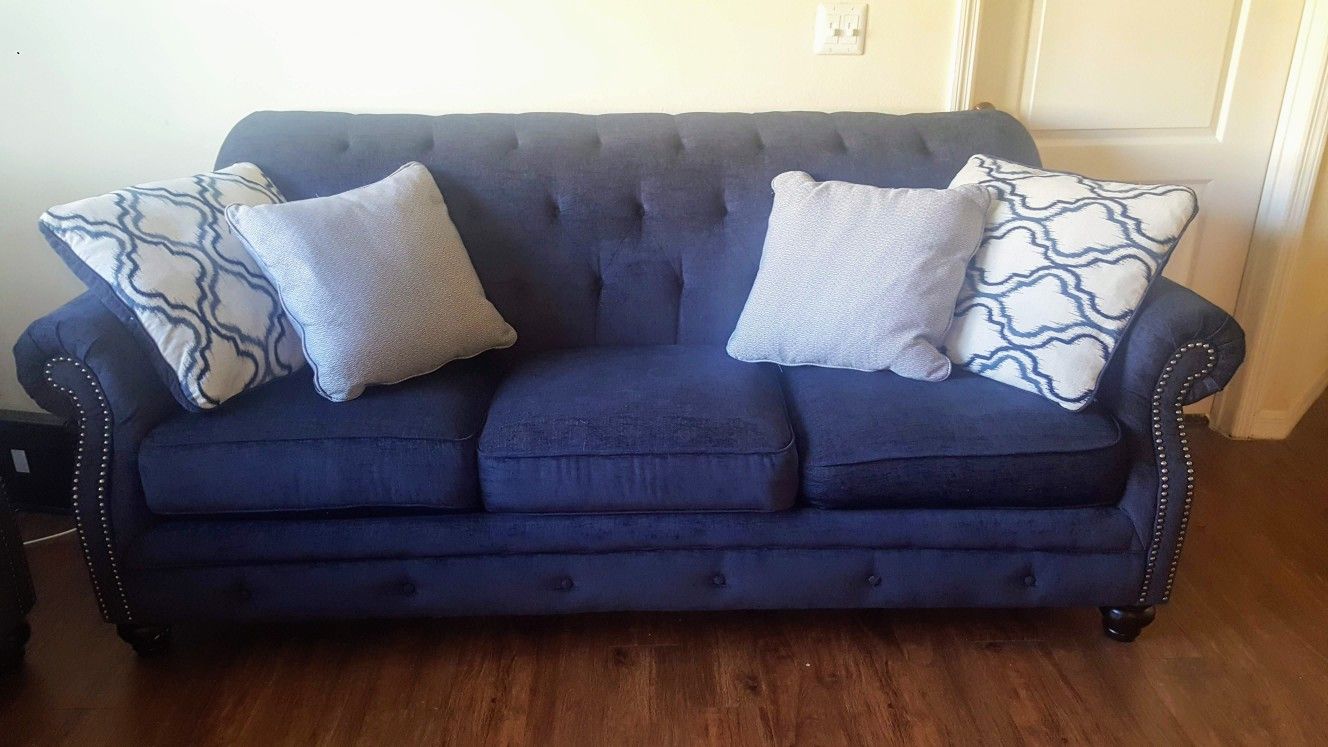 Sofa set