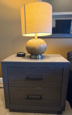 Beautiful Bedroom Set: Dresser & Two Nightstands