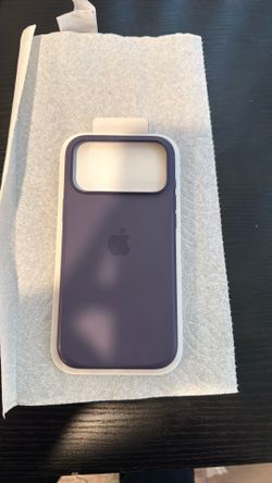 IPhone 17pro max purple silicone case