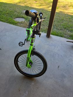 20" MG ONE MADDGEAR BIKE.