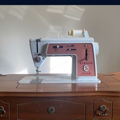 Singer Sewing Machine