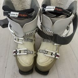 Salomon X90w size 25