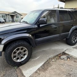 Mazda Miata 1991 And 4Runner 1997