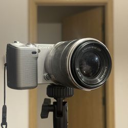 Sony NEX-5 With Lens