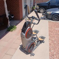 Bowflex Max Trainer M5