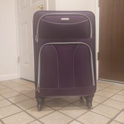 Samsonite Checked In Travel Luggage Suitcase 25"
