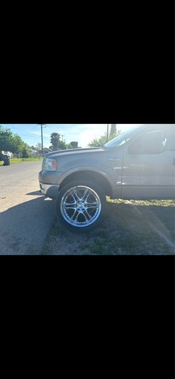 22” chrome Akuza Road Concepts rims