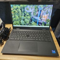 Dell 14" i7-1165G7, 16GB Ram, 256 SSD HD,Windows 11