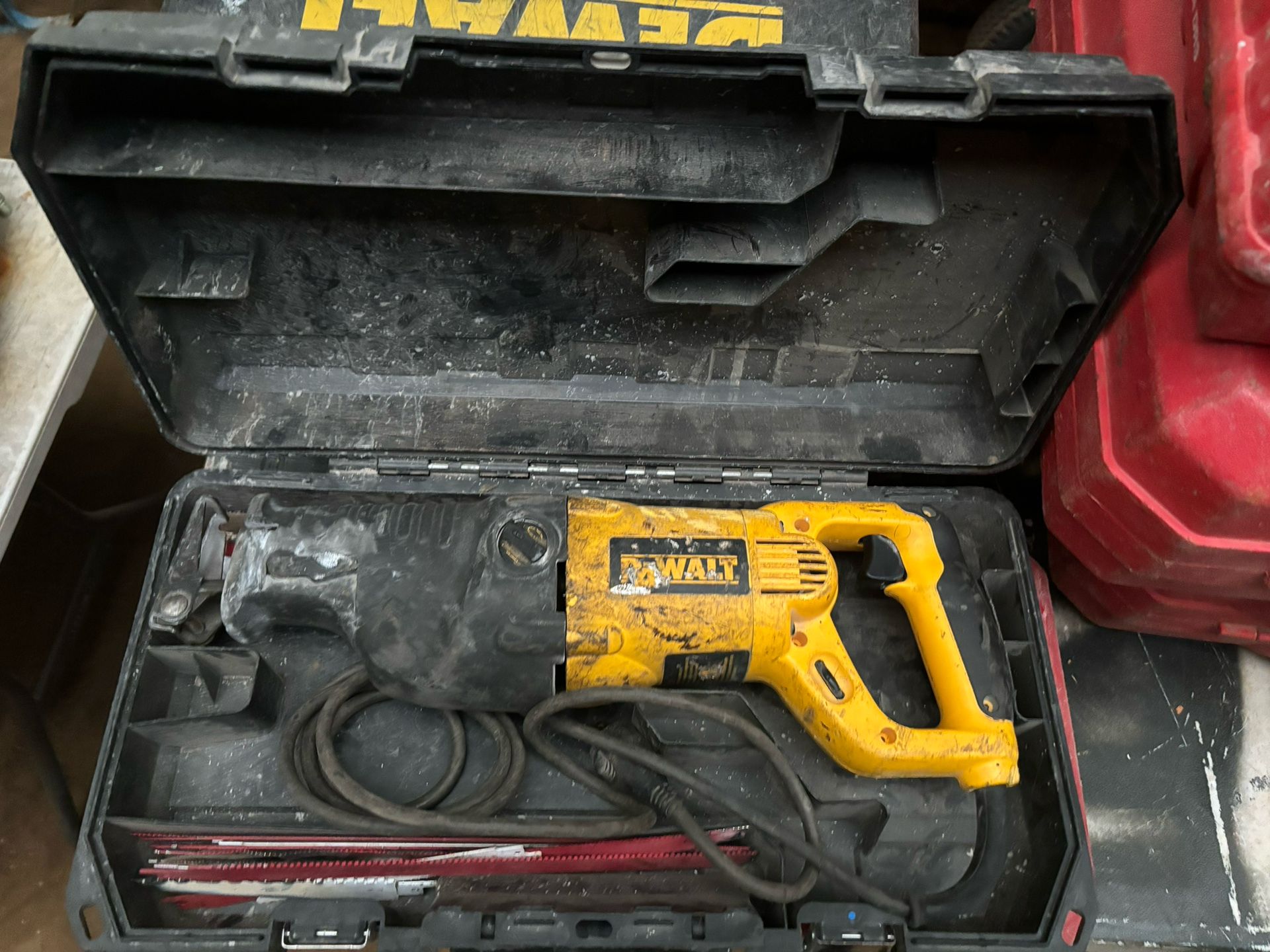 Dewalt Sawzall & Blades