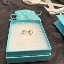 BRAND NEW Tiffany & Co. Earrings 