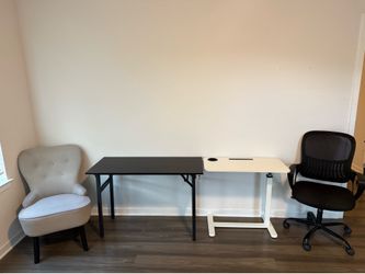 Selling all items $20 each (desks and chairs)