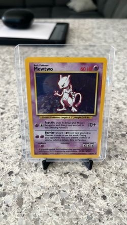 Mewtwo Base Set Pokémon Card 10/102