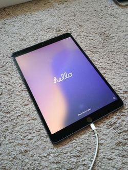 iPad Air 3rd Generation A2152 - 64 GB Perfect Condition