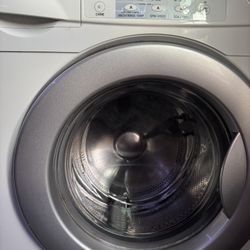 Amana Front Loading Washer