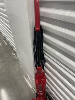 Dirt devil Vacuum 