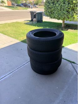 Used 4 tires for sale (235/65R18) douglas
