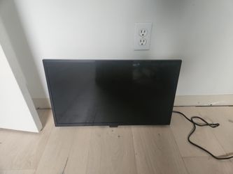 Insignia LED TV 25"