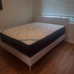 DreamCloud Queen Adjustable Bed + Mattress + Frame — Must Sell