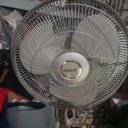 Lasko Oscillating Fan