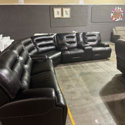 Black Recliner Sectional 