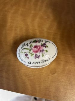 VINTAGE CROWN STAFFORDSHIRE Trinket Box English Fine Bone China FLORAL