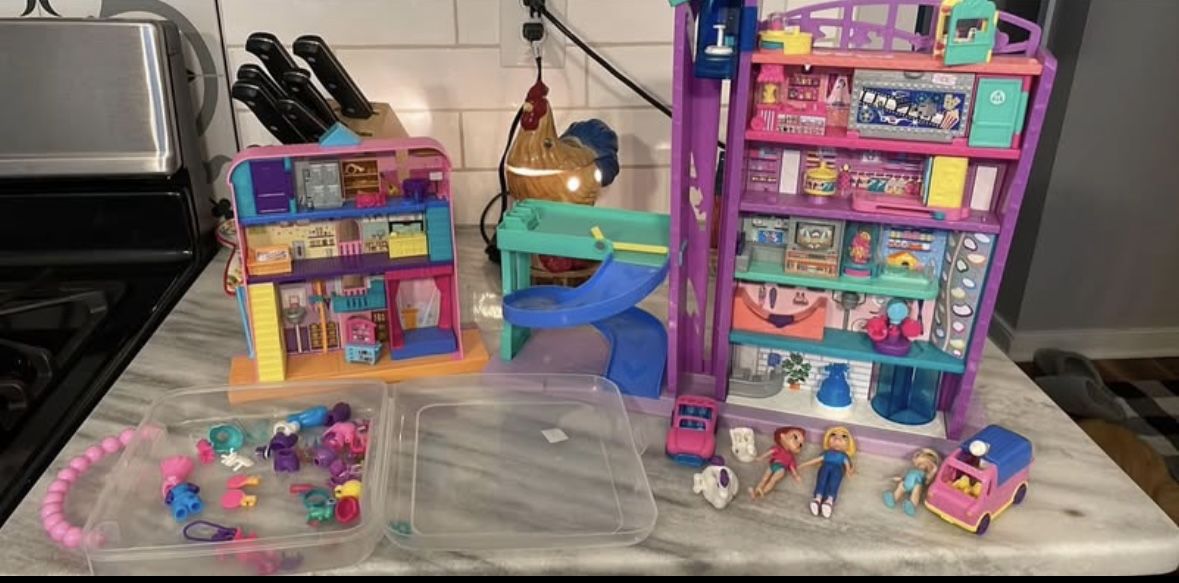 2018 & 2020 Polly Pocket Pollyville Mega Mall Mattel 6 levels Parking Garage & School Playset