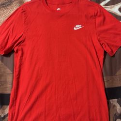 red nike shirt 