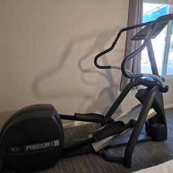 Precor EFX 546 Commercial Elliptical – Light Home Use