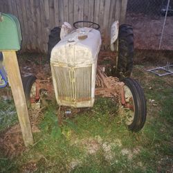9n Ford Tractor 