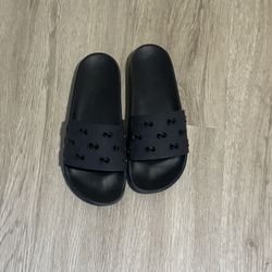 GUCCI SLIDES