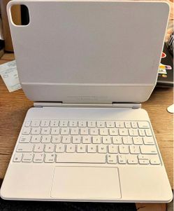 Apple Magic Keyboard for iPad Pro / iPad Air 11” – A2261