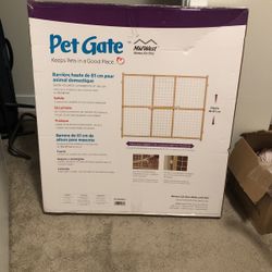 Expandable Pet gate  