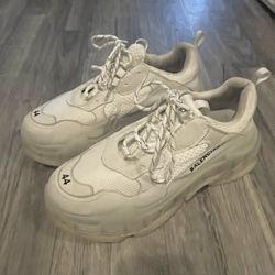 Balenciaga Triple S Sneakers in White—Size: EU 44  (US 10.5-11 in Men’s)